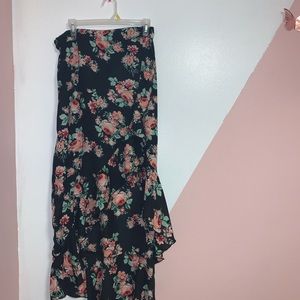 flower long skirt🤍